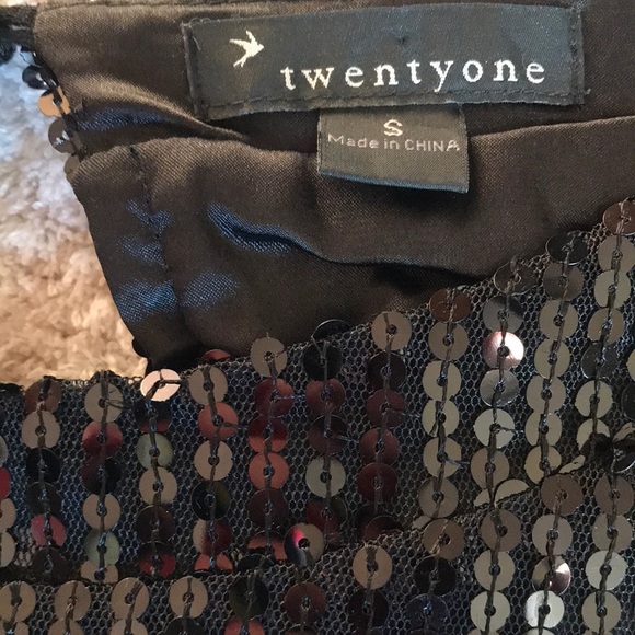 Forever 21 Black Sequin Sparkle Party Dress - Picture 4 of 8